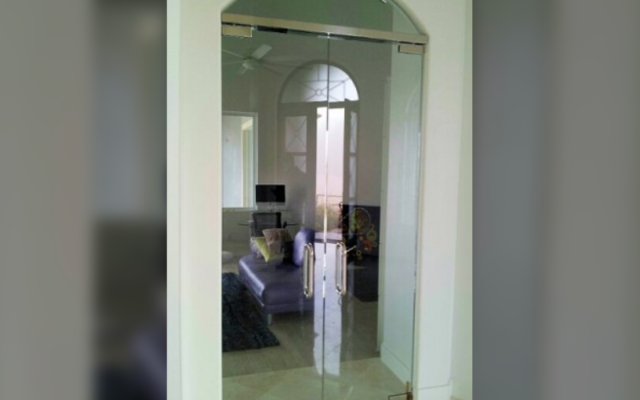 Fashion Glass & Mirror - Commercial