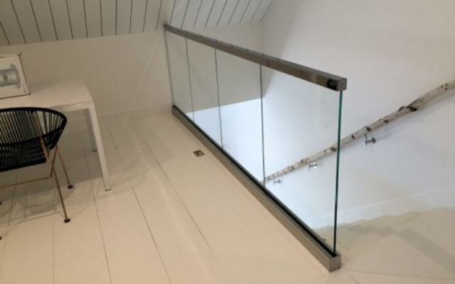 Fashion Glass & Mirror - Commercial
