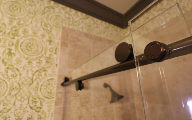 Fashion Glass and Mirror - Slider Fashion Glass and Mirror - Slider