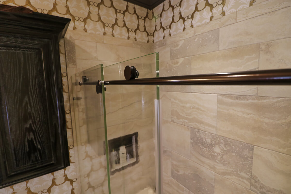 Glass Bathtub Enclosures Dallas Texas | Fashion Glass & Mirror